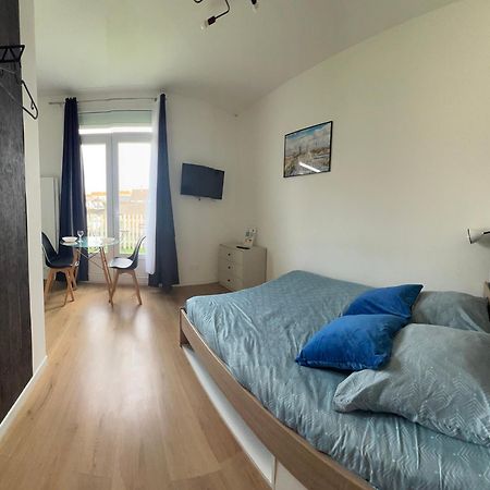 Studios Ideal Pro I Centre-Ville & Parking Gratuit Châtellerault Екстериор снимка