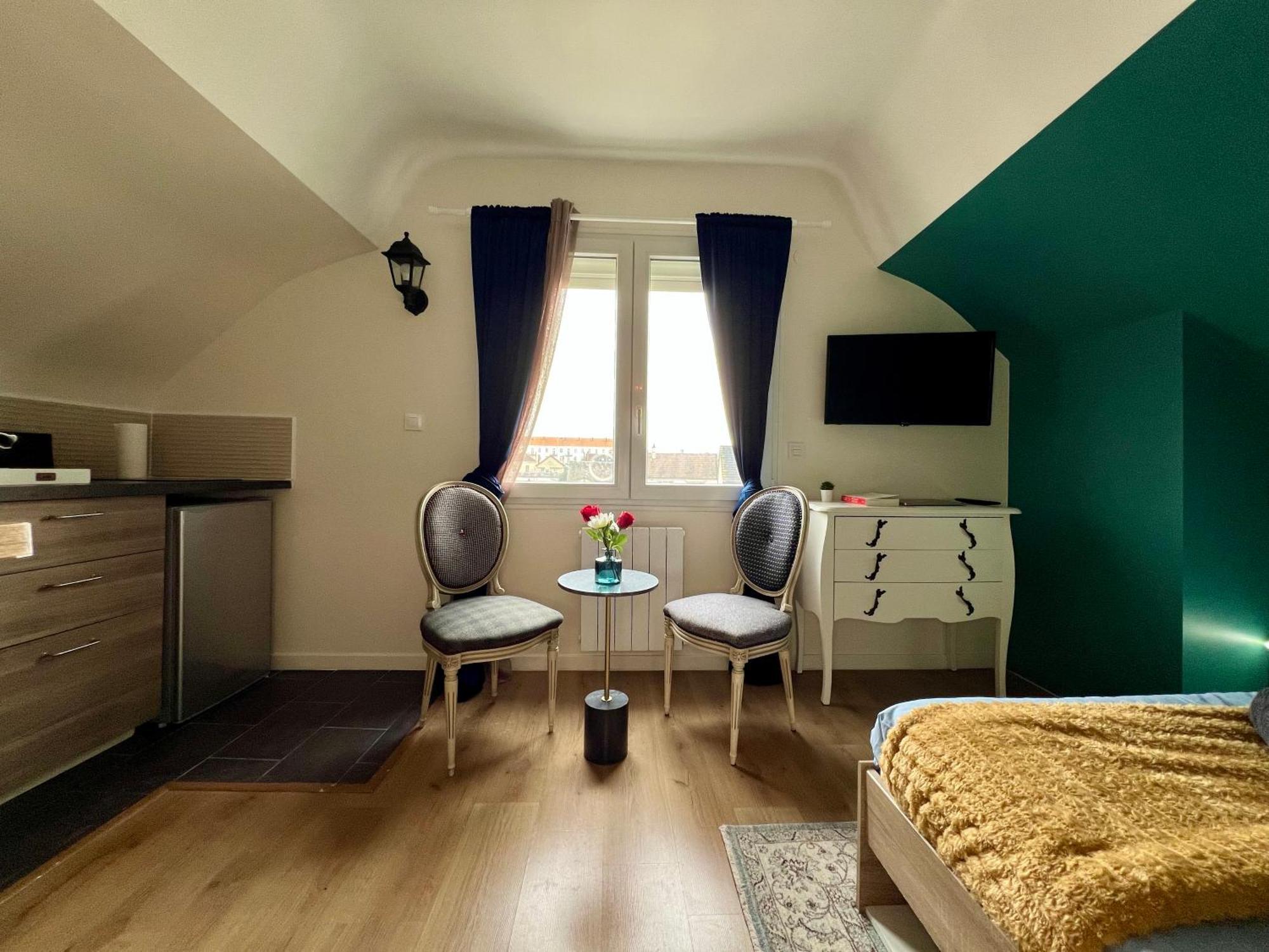 Studios Ideal Pro I Centre-Ville & Parking Gratuit Châtellerault Екстериор снимка