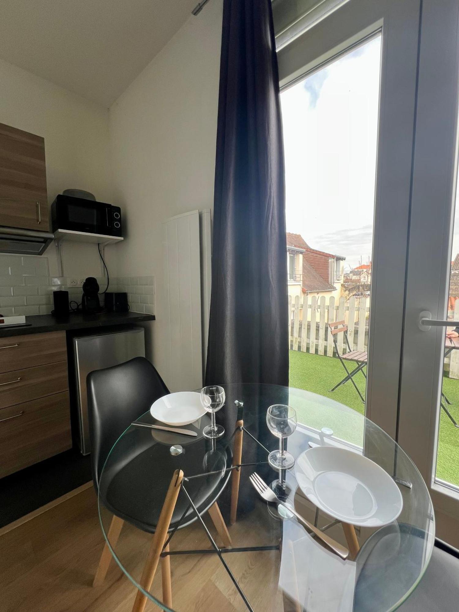Studios Ideal Pro I Centre-Ville & Parking Gratuit Châtellerault Екстериор снимка