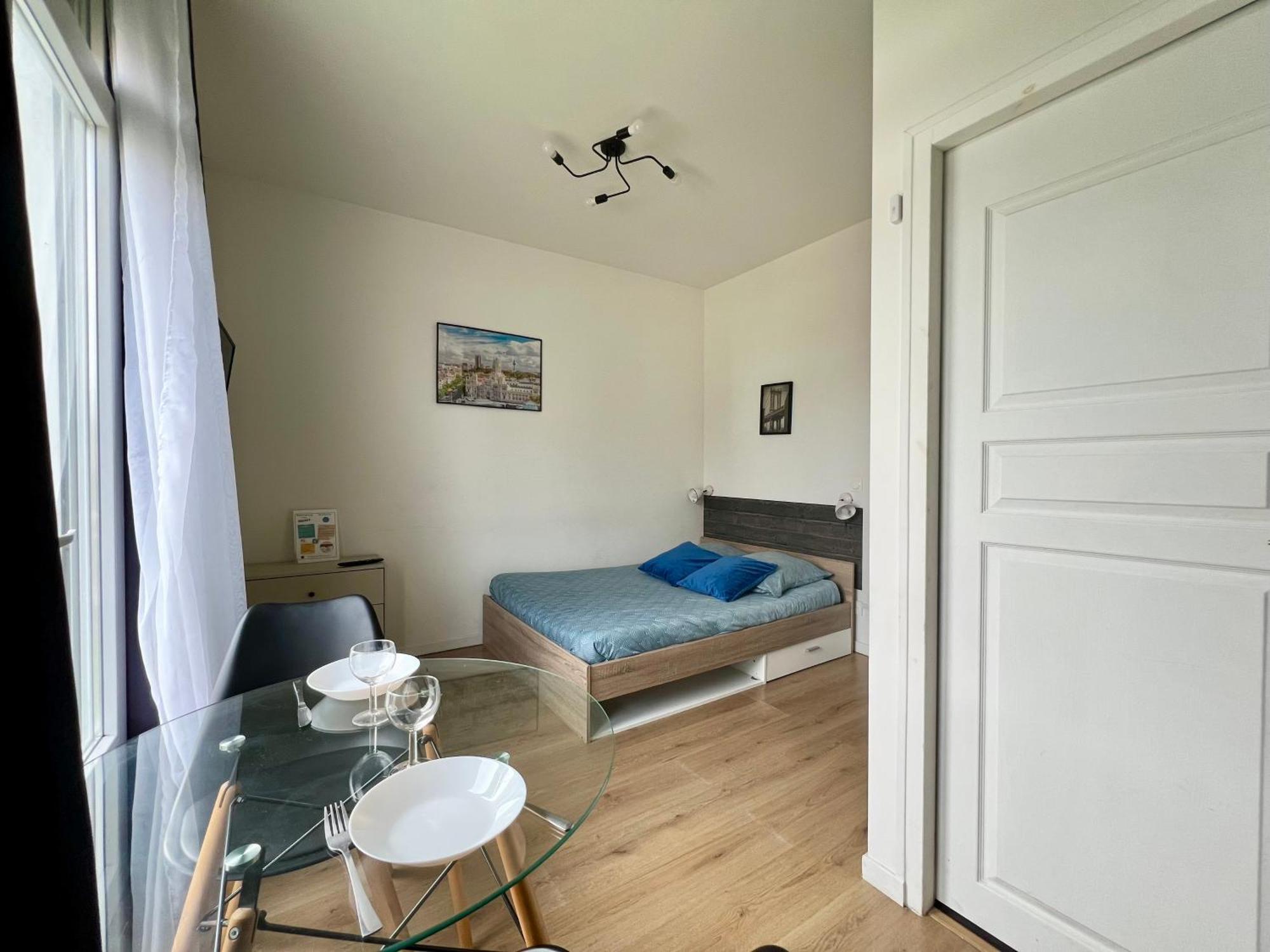 Studios Ideal Pro I Centre-Ville & Parking Gratuit Châtellerault Екстериор снимка